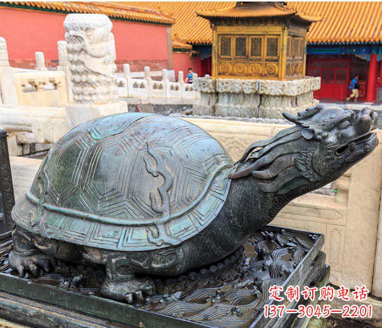 广西龙风纹铜饰