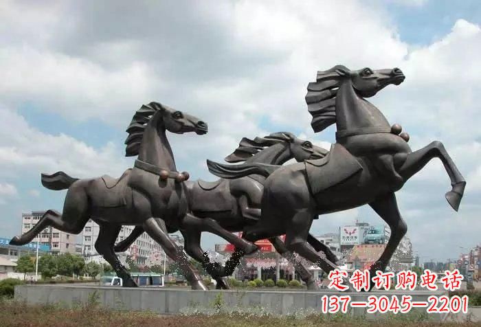 广西流动的马雕塑——给你的家居添彩