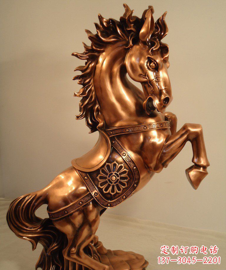 广西精美的仿铜马雕塑