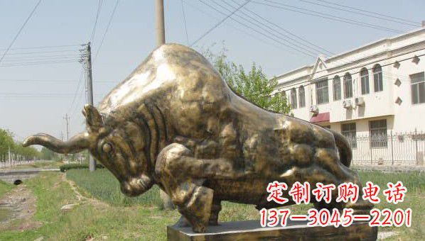 广西标志性黄铜斗牛