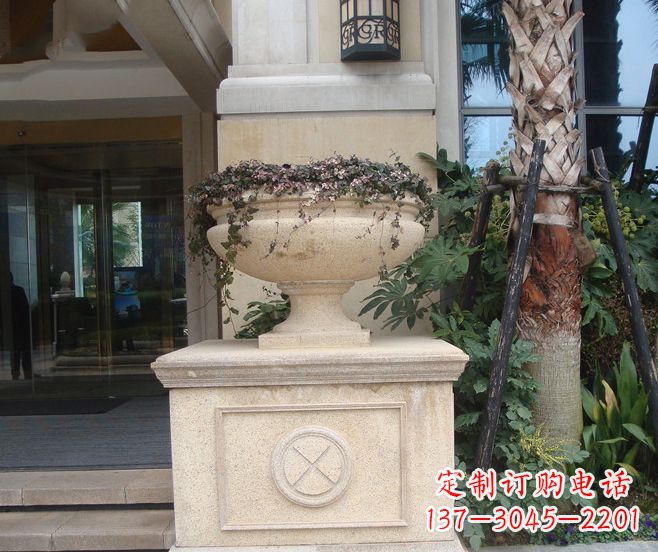 广西精美大理石花盆,给您的家增添独特的色彩