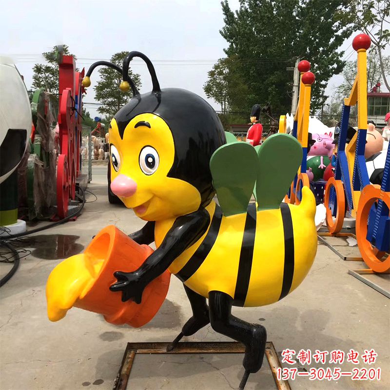 广西玻璃钢蜜蜂雕塑