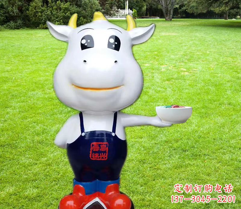 广西玻璃钢制作的牛雕塑