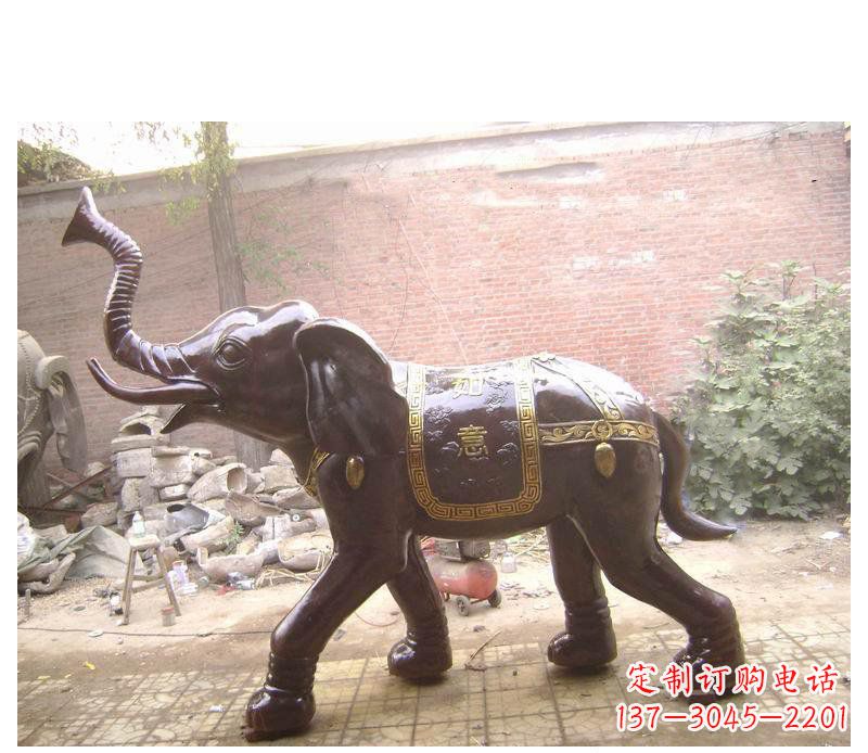 广西玻璃钢大象雕塑