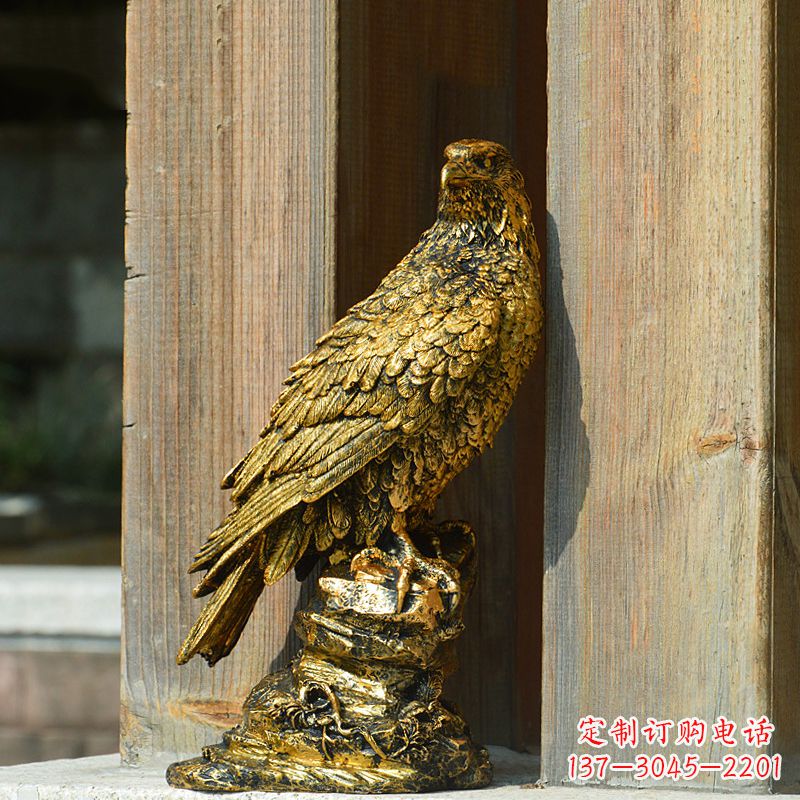 广西玻璃钢老鹰雕塑——传承自然之美
