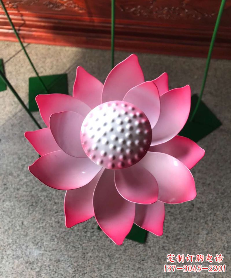 广西玻璃钢荷花雕塑