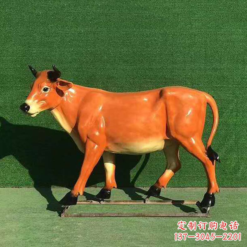 广西玻璃钢材料制作的动物雕塑