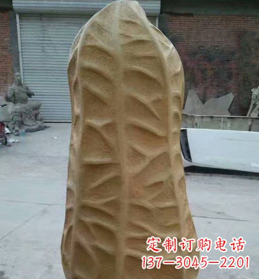 广西玻璃钢精美花生雕塑