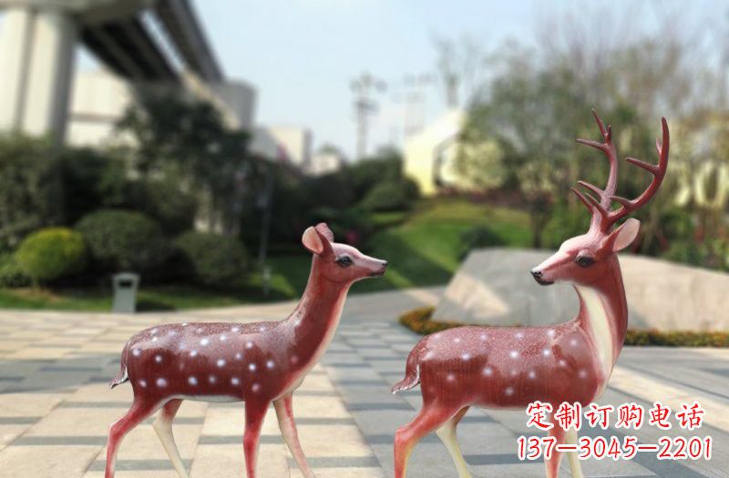 广西玻璃钢仿真梅花鹿雕塑