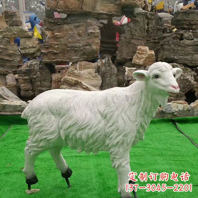 广西玻璃钢绵羊雕塑