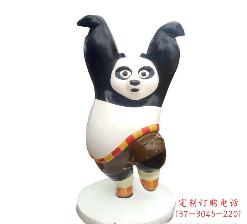广西玻璃钢制熊猫雕塑精致细腻的艺术品