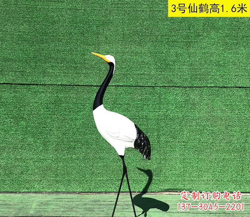广西火烈鸟雕塑玻璃钢的艺术之美