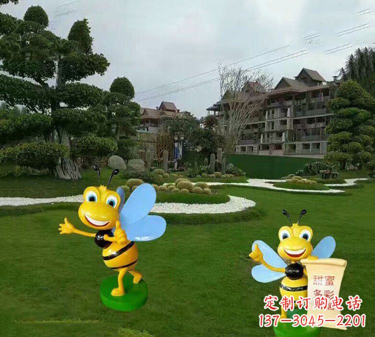 广西精美的玻璃钢卡通小蜜蜂雕塑