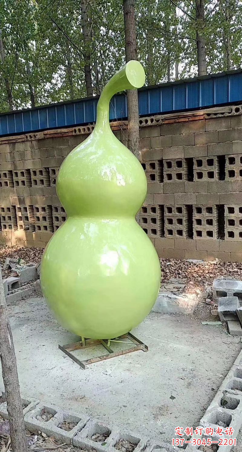 广西玻璃钢葫芦雕塑艺术性与实用性的完美结合
