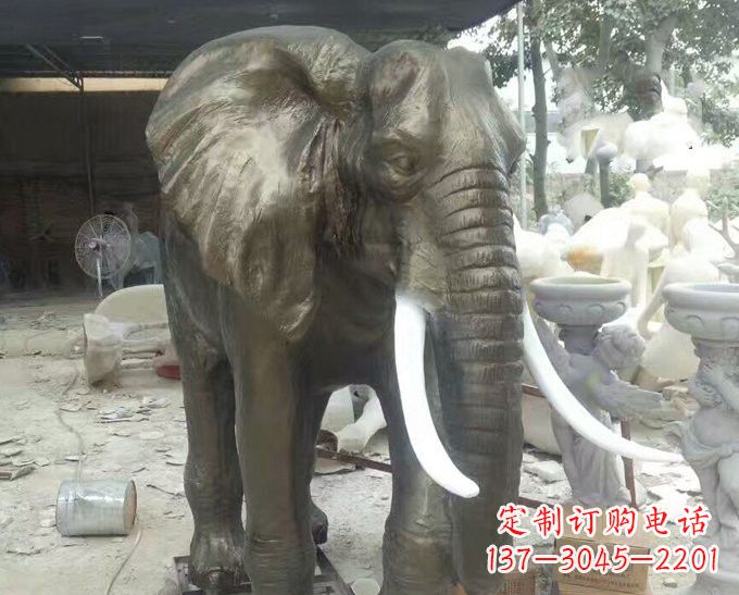 广西玻璃钢大象雕塑——一座非凡的雕塑