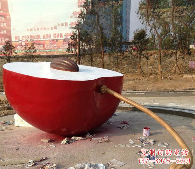 广西不锈钢半块苹果雕塑——传承古老文化的艺术品