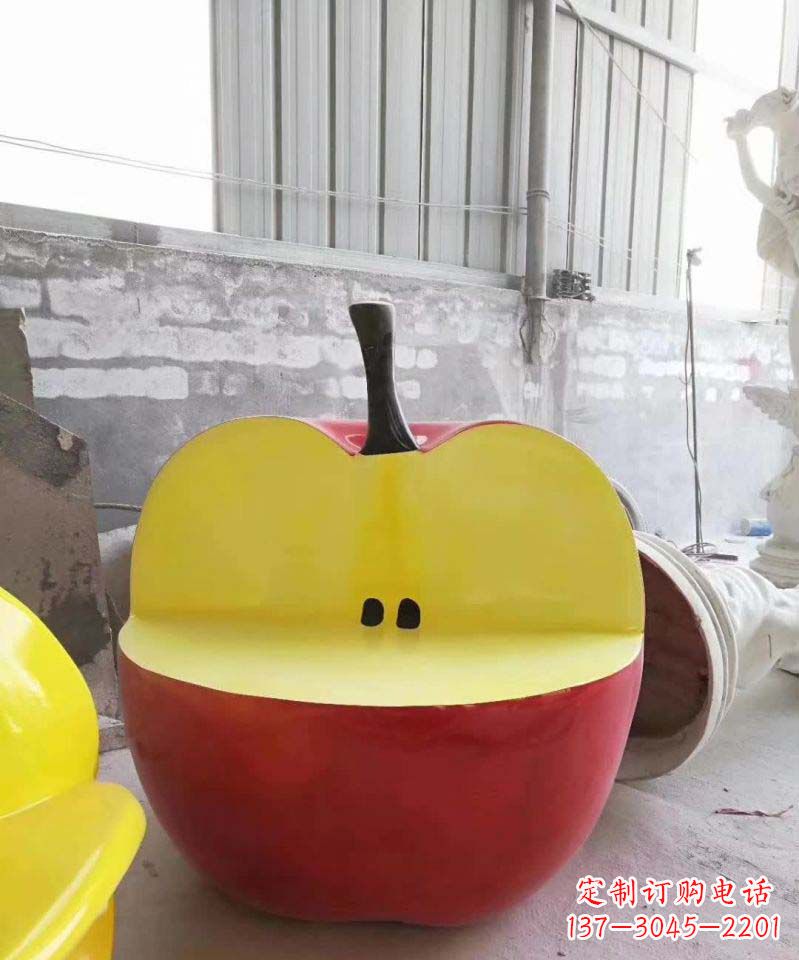 广西不锈钢苹果雕塑精致而经久不衰