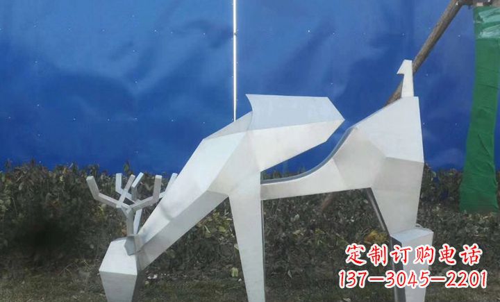 广西梅花鹿不锈钢不规则雕塑的传奇