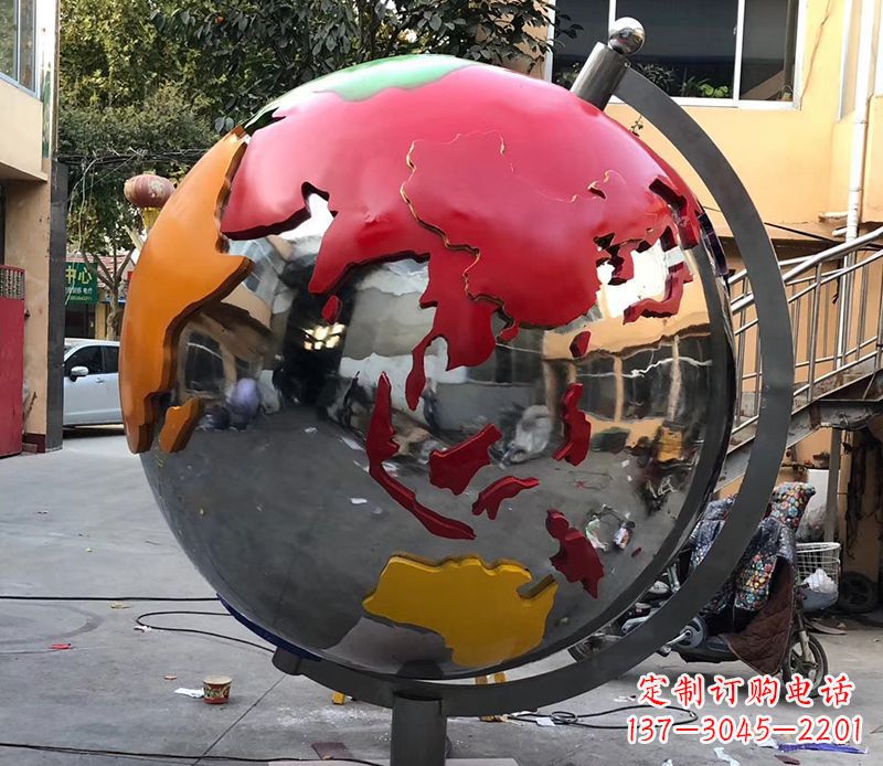 广西不锈钢彩绘地球仪雕塑与世界接轨