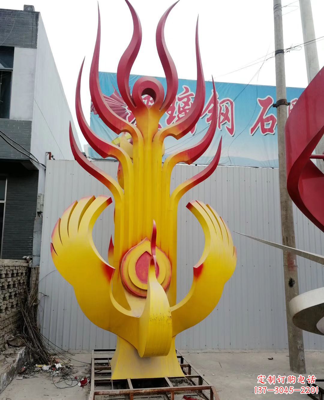 广西不锈钢彩色凤凰雕塑美丽的象征