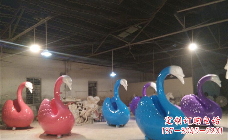 广西不锈钢彩色天鹅——精美的动物雕塑