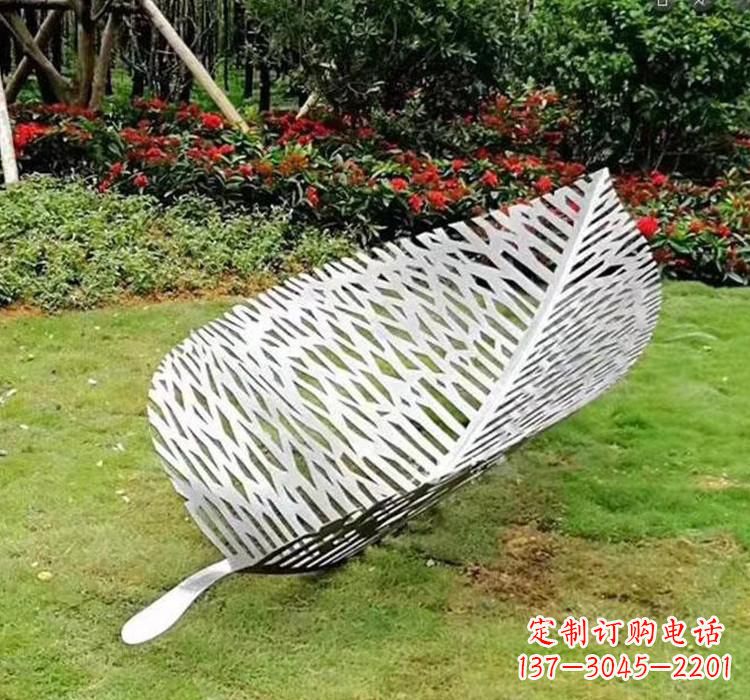 广西不锈钢树叶雕塑艺术与美的结合