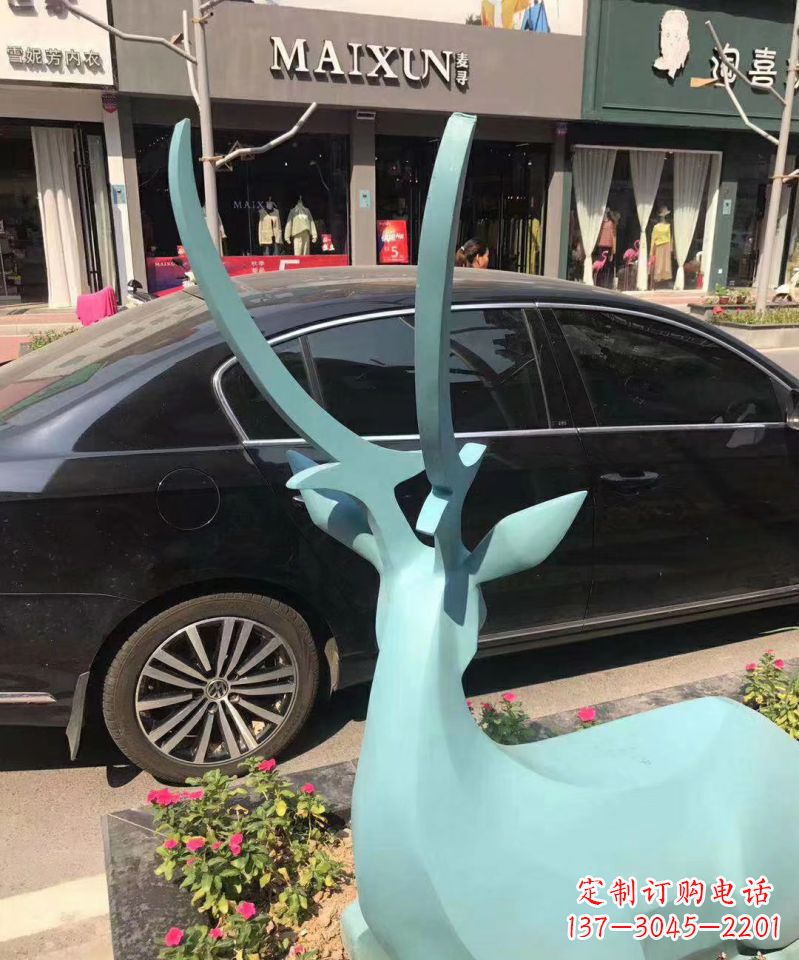 广西不锈钢城市小鹿雕塑精心雕刻的艺术精品