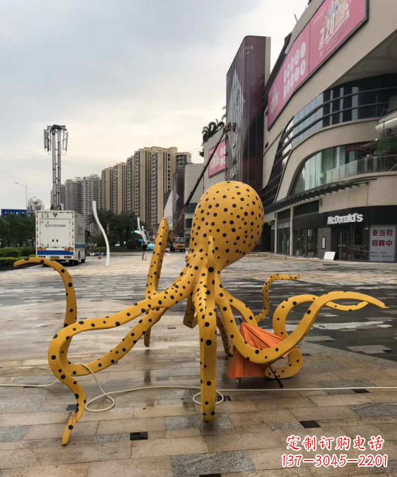 广西不锈钢章鱼雕塑一座海洋之城的标志