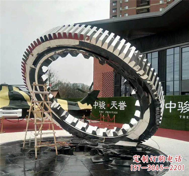 广西不锈钢齿轮雕塑