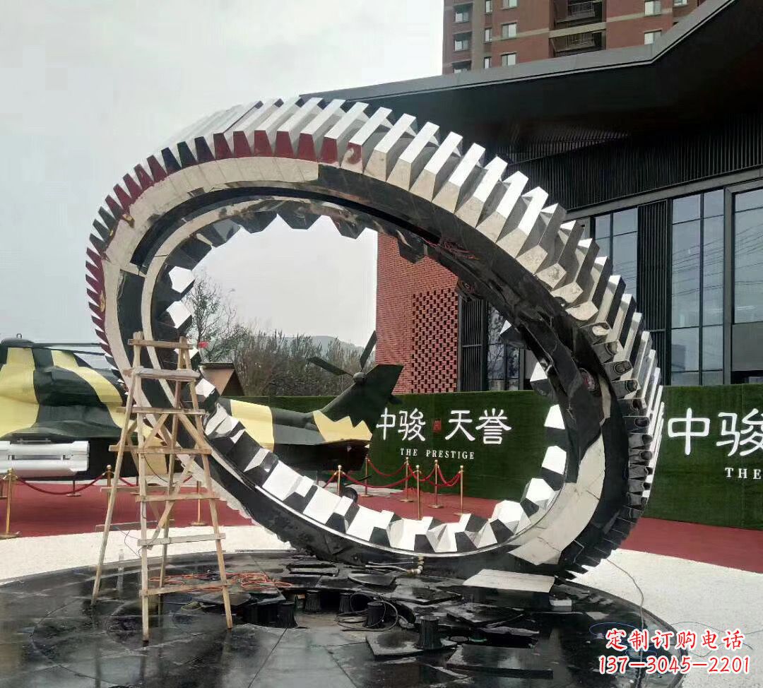 广西不锈钢齿轮雕塑以科技艺术的形式演绎动力