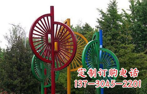 广西不锈钢风车雕塑——动态美的艺术结晶