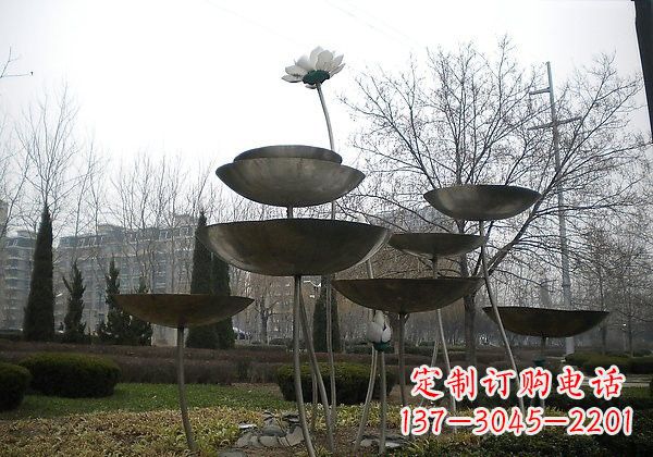 广西不锈钢荷花雕塑浪漫与优雅的融合