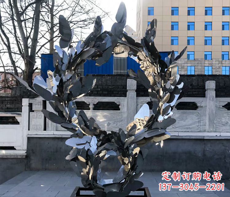 广西不锈钢蝴蝶花环景观雕塑