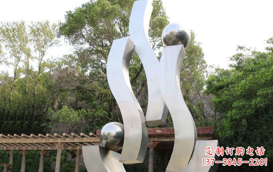 广西不锈钢飘带雕塑美化小区景观
