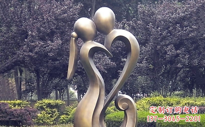 广西不锈钢情侣雕塑浪漫的永恒
