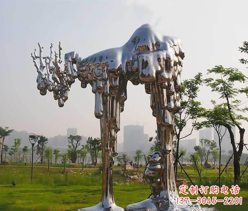 广西拱门雕塑以不锈钢点缀精美的艺术品