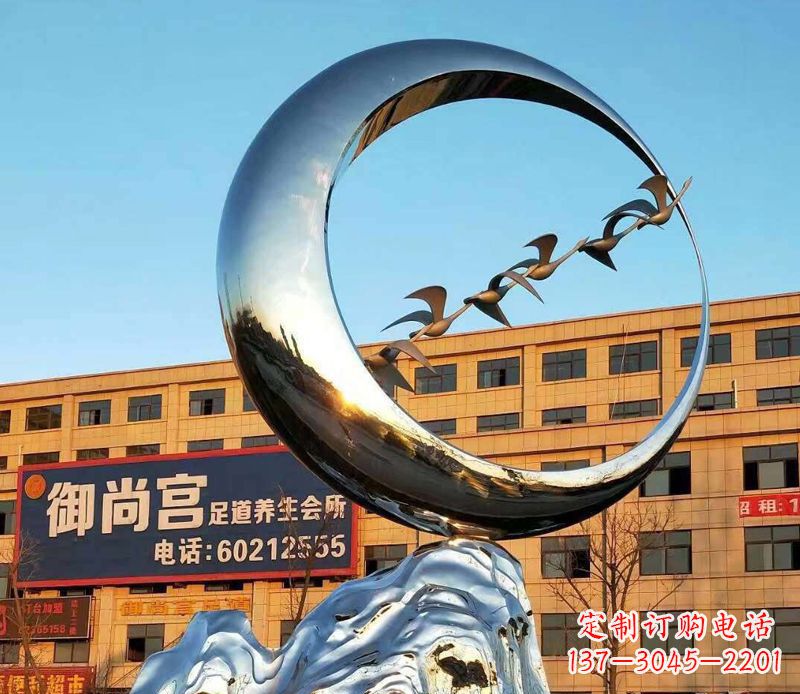广西不锈钢大雁雕塑象征着生机勃勃的美丽