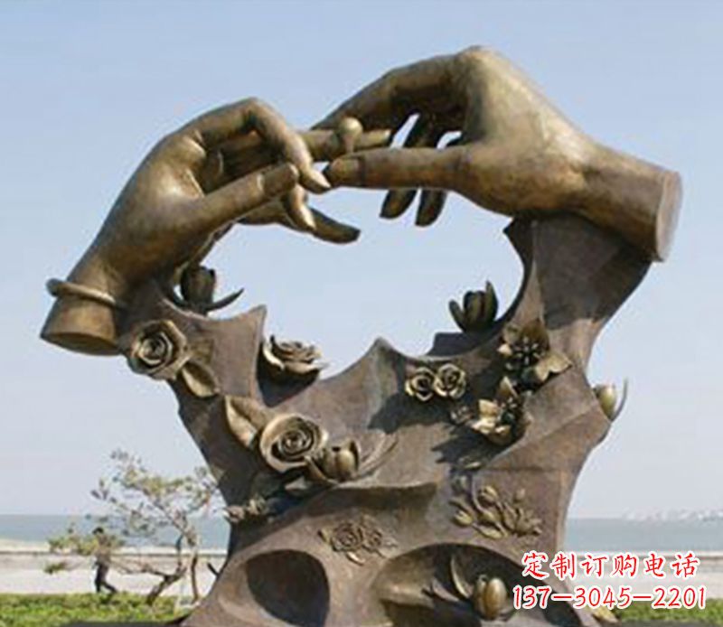 广西不锈钢戒指雕塑表达爱的艺术精品