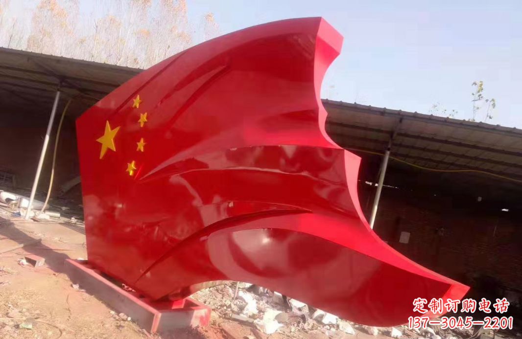 广西党旗雕塑传承红色基因的象征