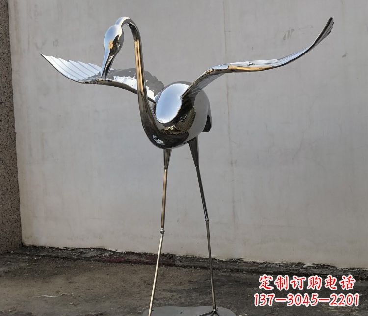 广西不锈钢锻造的丹顶鹤雕塑