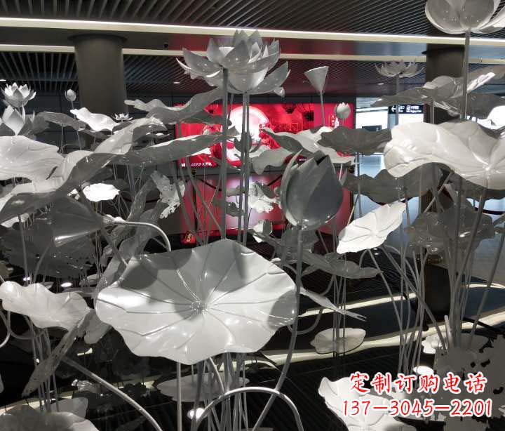 广西不锈钢锻造荷花雕塑艺术之美