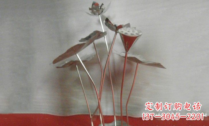 广西不锈钢锻造的荷叶雕塑