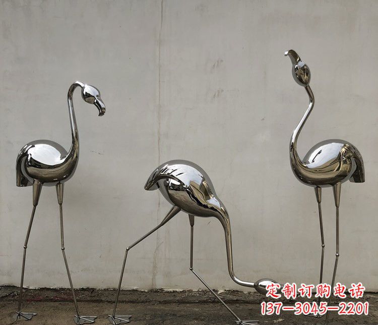 广西不锈钢锻造的火烈鸟雕塑