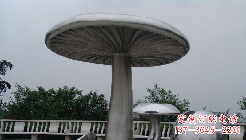 广西不锈钢仿真蘑菇凉亭雕塑
