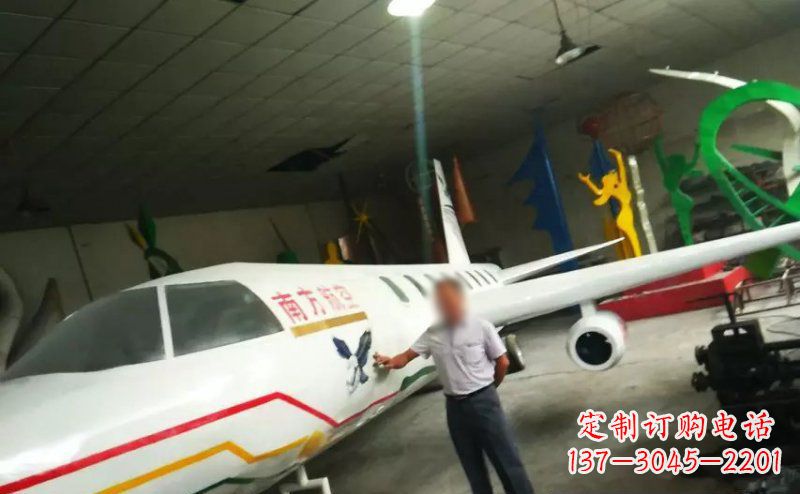 广西不锈钢飞机雕塑精美的艺术作品