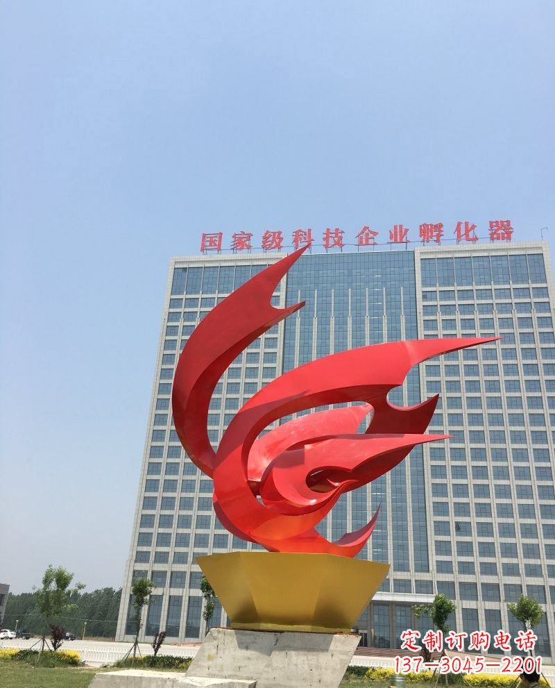 广西不锈钢凤凰雕塑一种具有传统文化内涵的艺术品