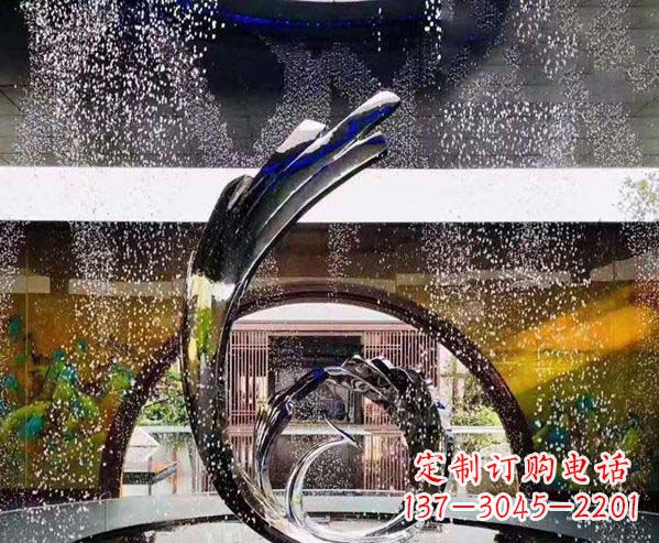 广西凤凰雕塑优雅的不锈钢艺术