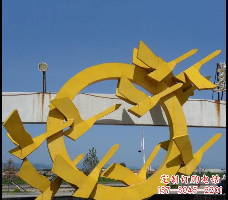 广西不锈钢大雁雕塑点缀公园美景