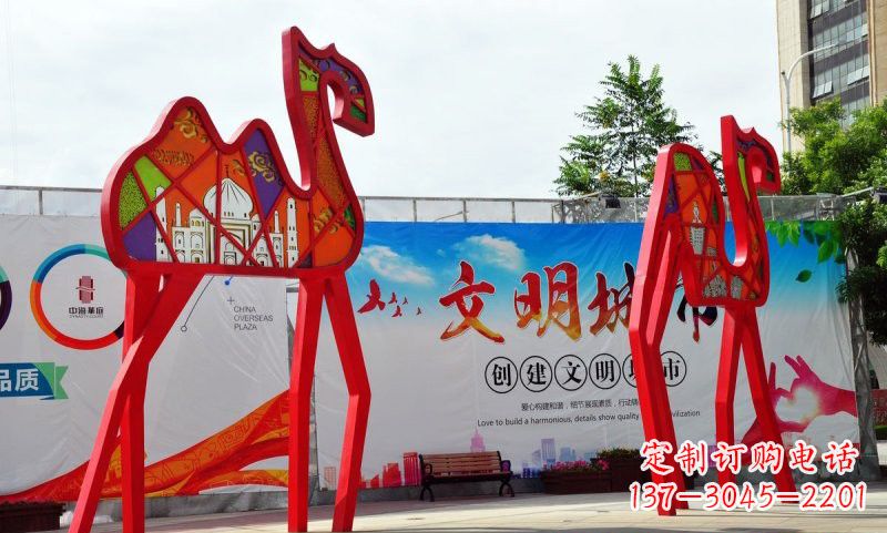广西不锈钢骆驼雕塑——精美的艺术之作