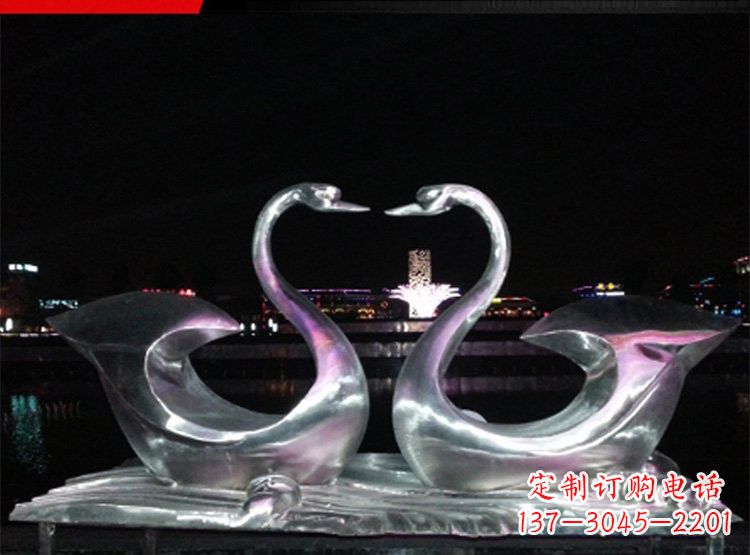 广西不锈钢天鹅雕塑美化公园